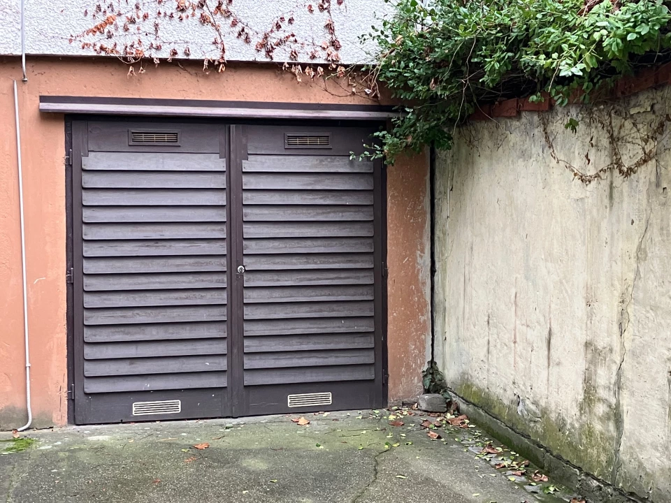 For sale detached garage, Szeged