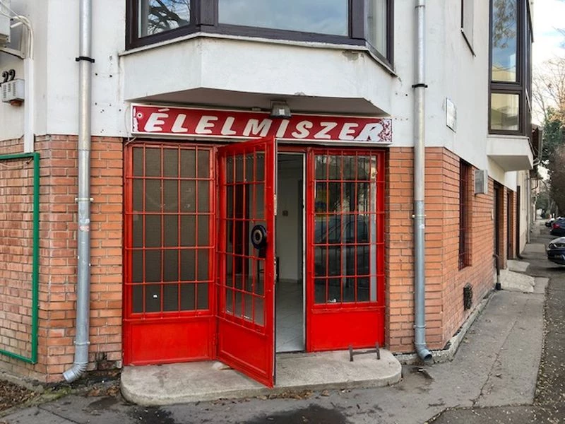 For sale store, Szeged