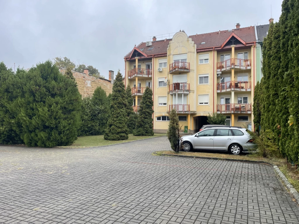 For sale brick flat, Kaposvár, Belváros