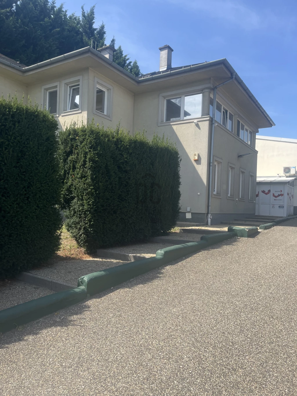 Kiadó iroda, irodaház, Sopron, Győrikapu