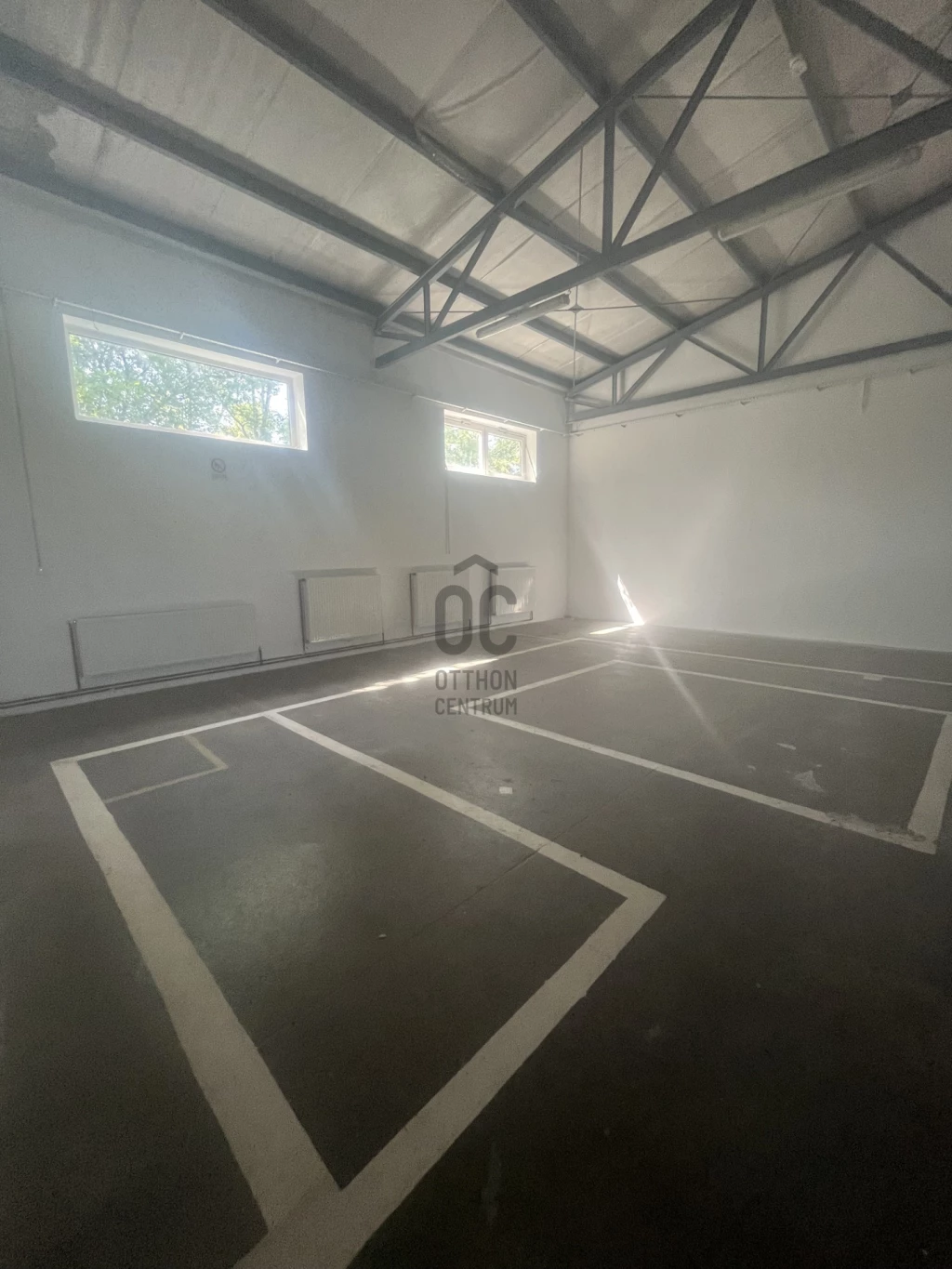 Kiadó raktár, Sopron, Győrikapu