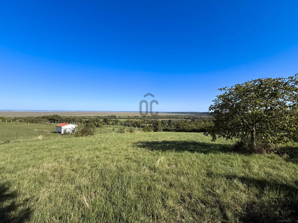 Eladó külterületi telek, Sopron, Balf