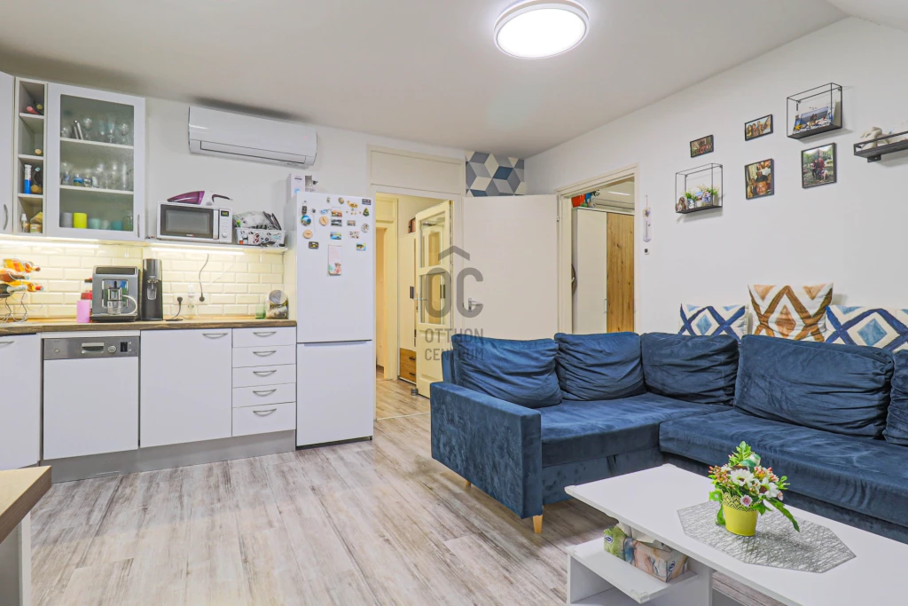 Eladó téglalakás, Sopron, Belváros