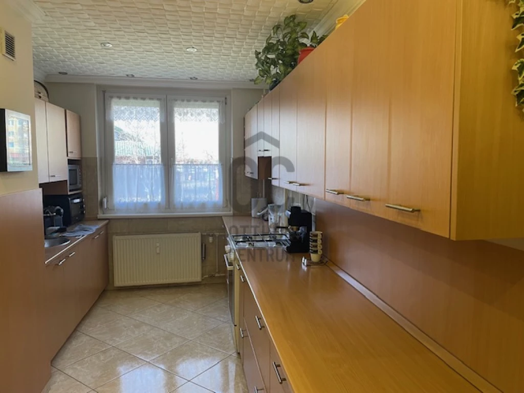 Eladó panellakás, Budapest III. kerület, Békásmegyer, Pablo Neruda utca