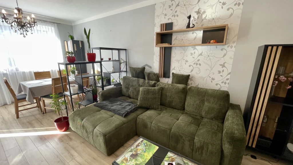 Eladó téglalakás, Szombathely, Sugár út környéke