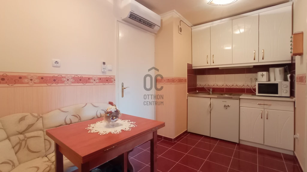 Eladó üdülő, nyaraló, Balatonlelle, Balatonlelle