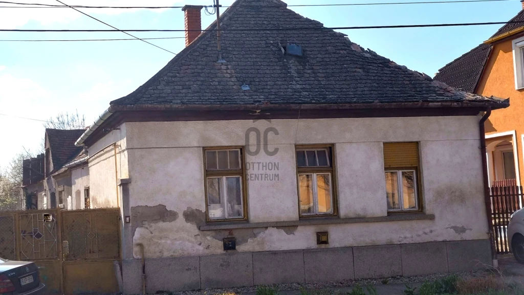 Eladó családi ház, Gencsapáti, Gencsapáti, Hunyadi út