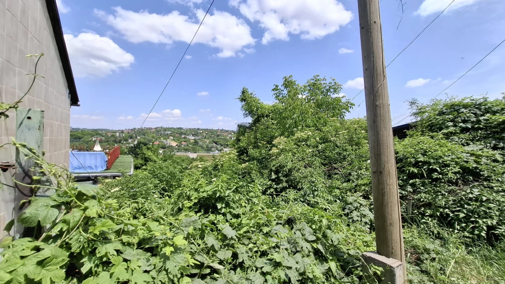 For sale periphery plot, Budapest III. kerület, Csúcshegy