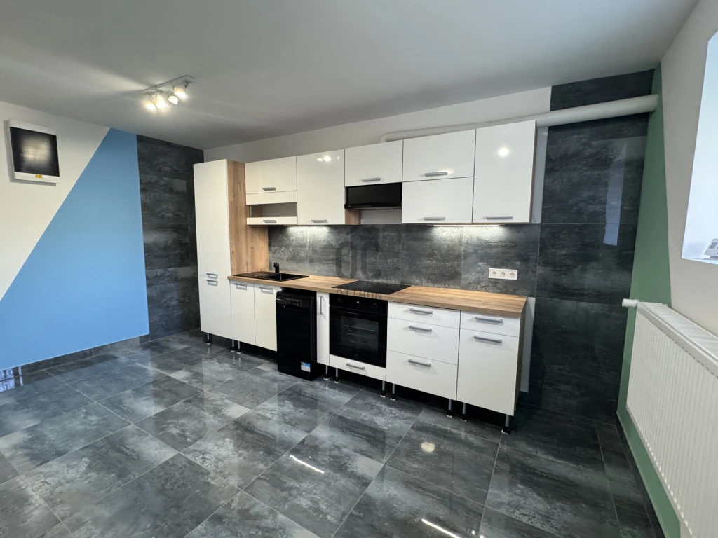 Eladó téglalakás, Budapest III. kerület, Óbuda