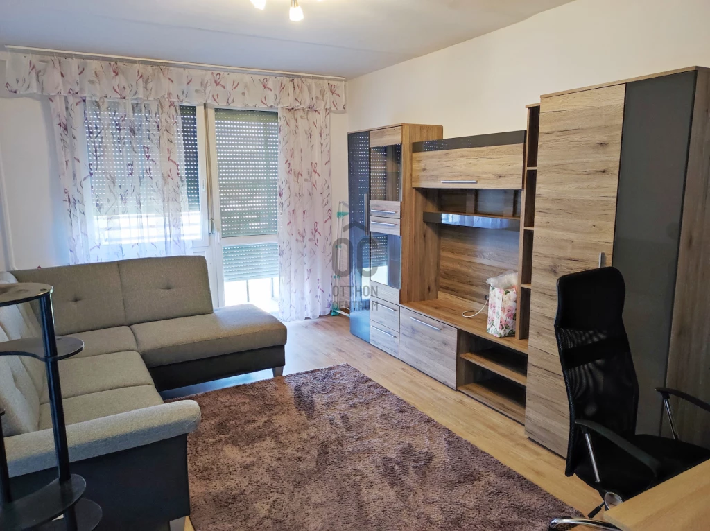 For rent panel flat, Debrecen, Újkert