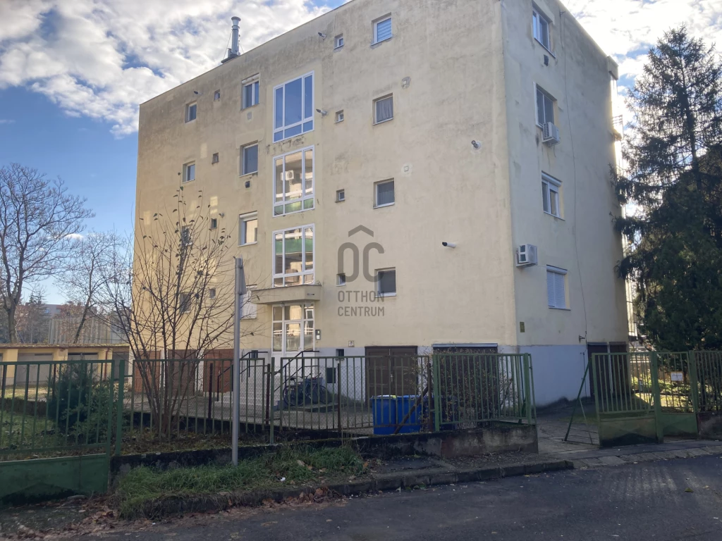 For rent brick flat, Debrecen, Nagyerdő