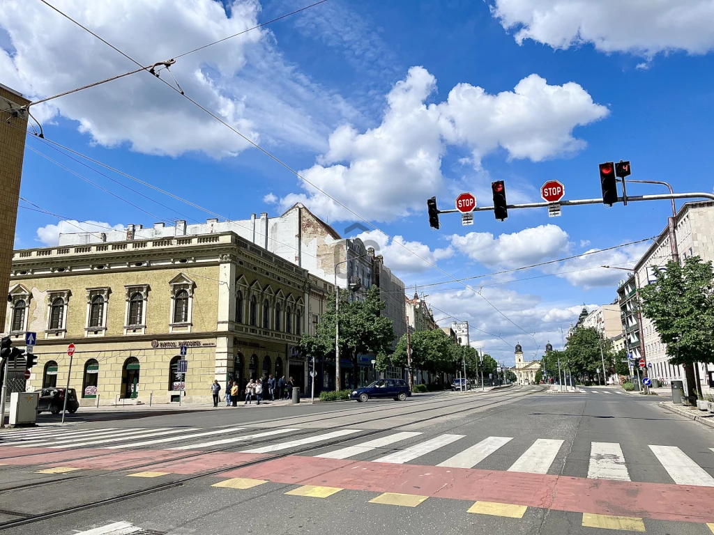 Eladó téglalakás, Debrecen, Belváros