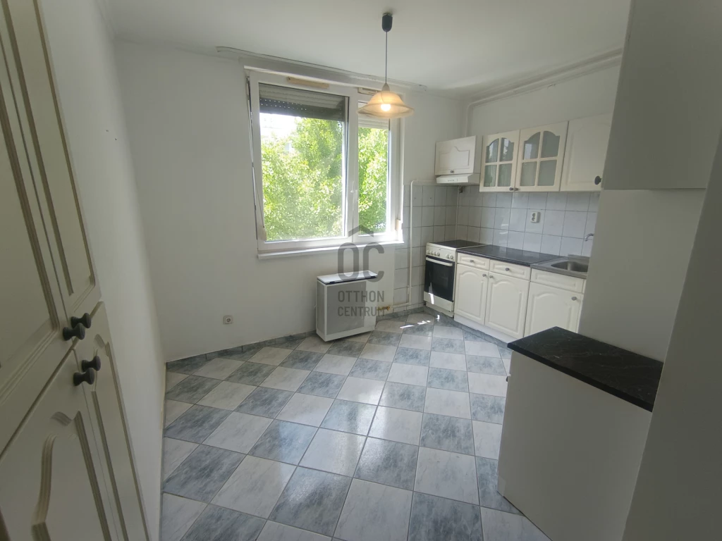 Eladó téglalakás, Debrecen, Libakert, Nyár utca