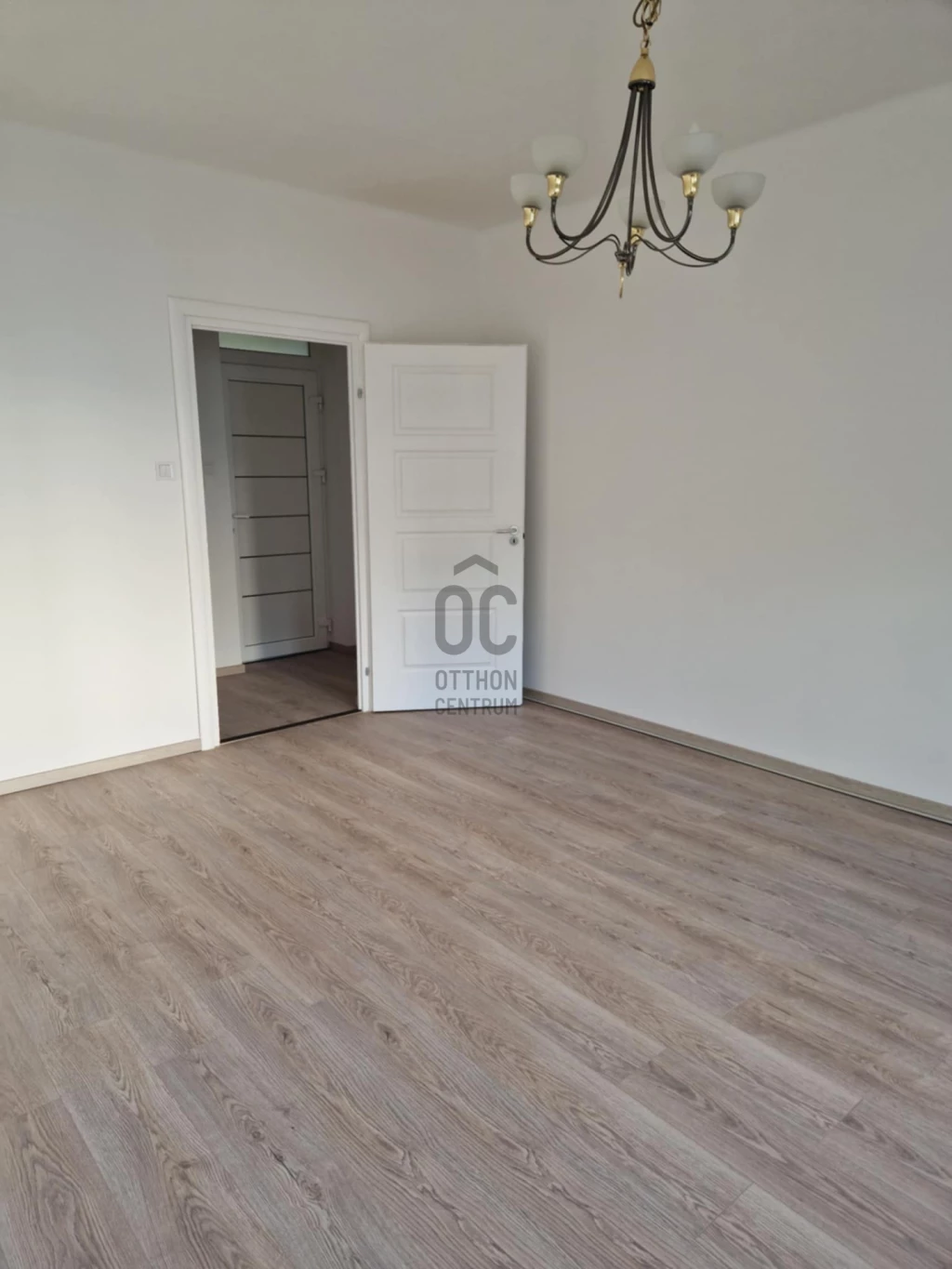 For sale brick flat, Hajdúböszörmény, Belváros