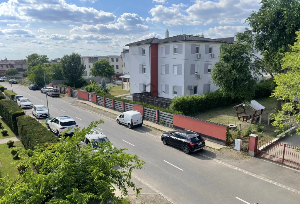 For sale brick flat, Debrecen, Hatvan utcai kert