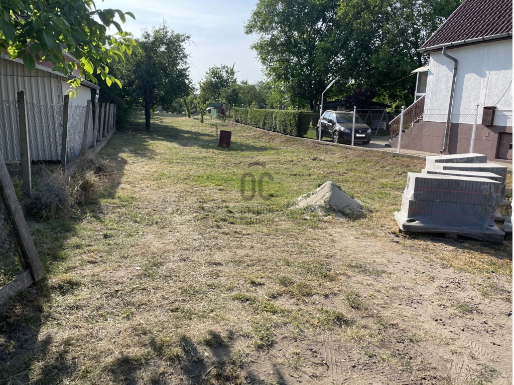 Eladó külterületi telek, Debrecen, Biczó István-kert