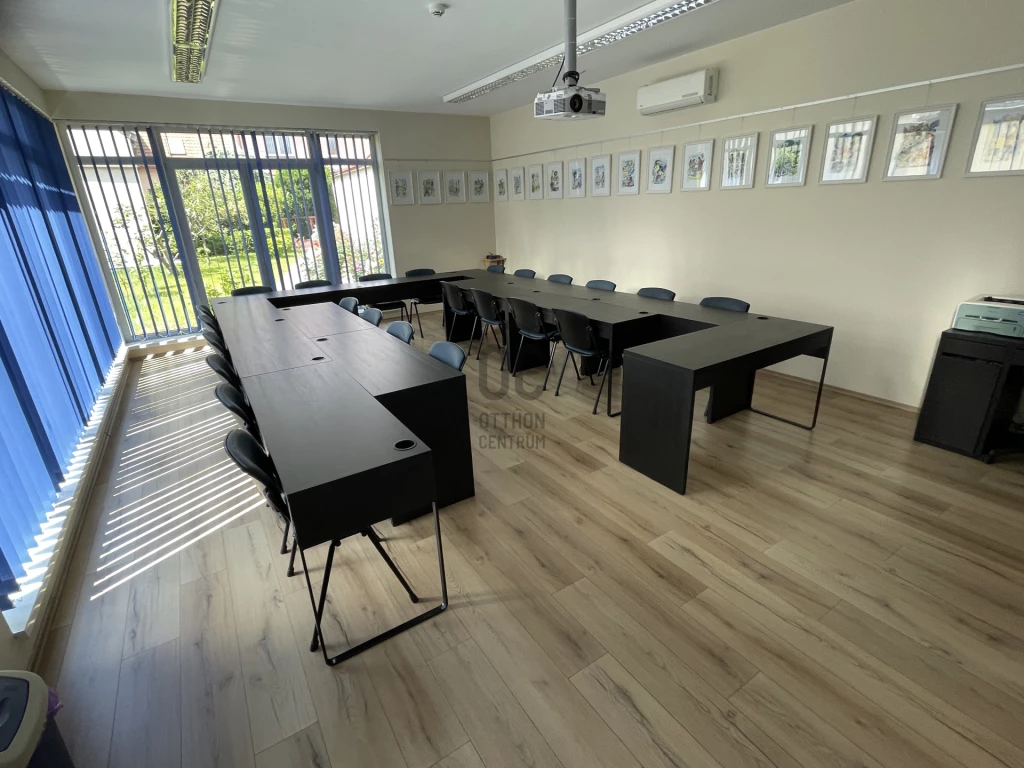 For sale office, office block, Debrecen, Óváros