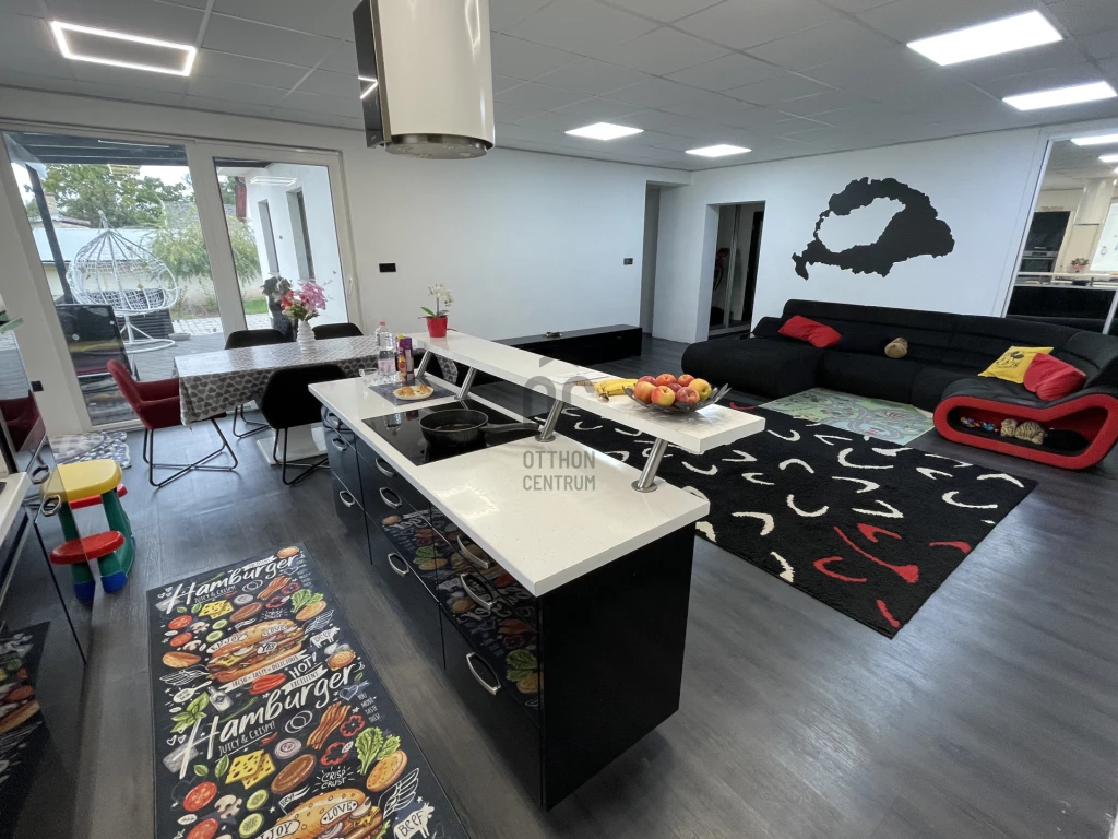 Eladó családi ház, Hajdúböszörmény, Belváros