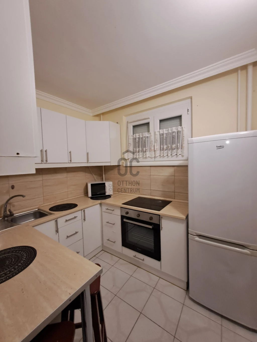 Eladó panellakás, Debrecen, Újkert