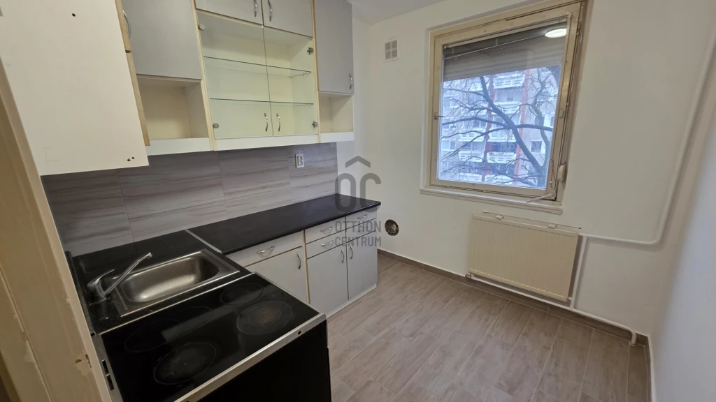 Eladó panellakás, Debrecen, Tócóskert