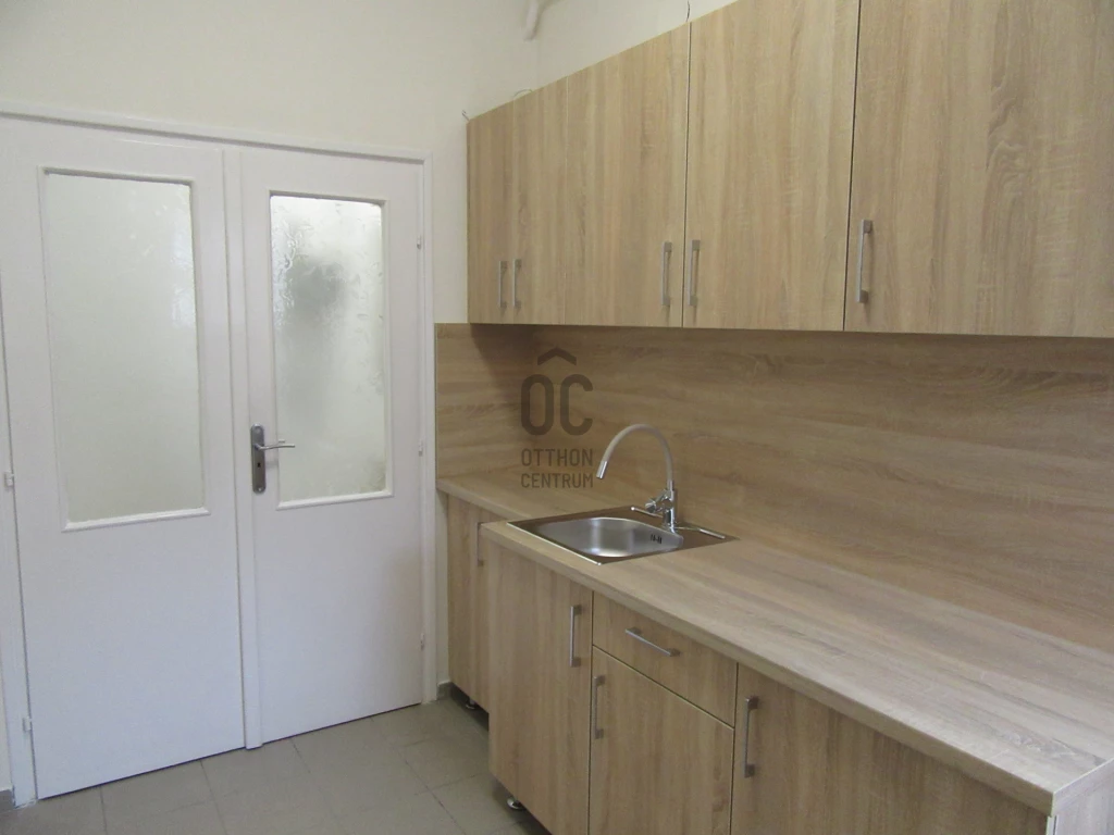 Eladó téglalakás, Debrecen, Belváros