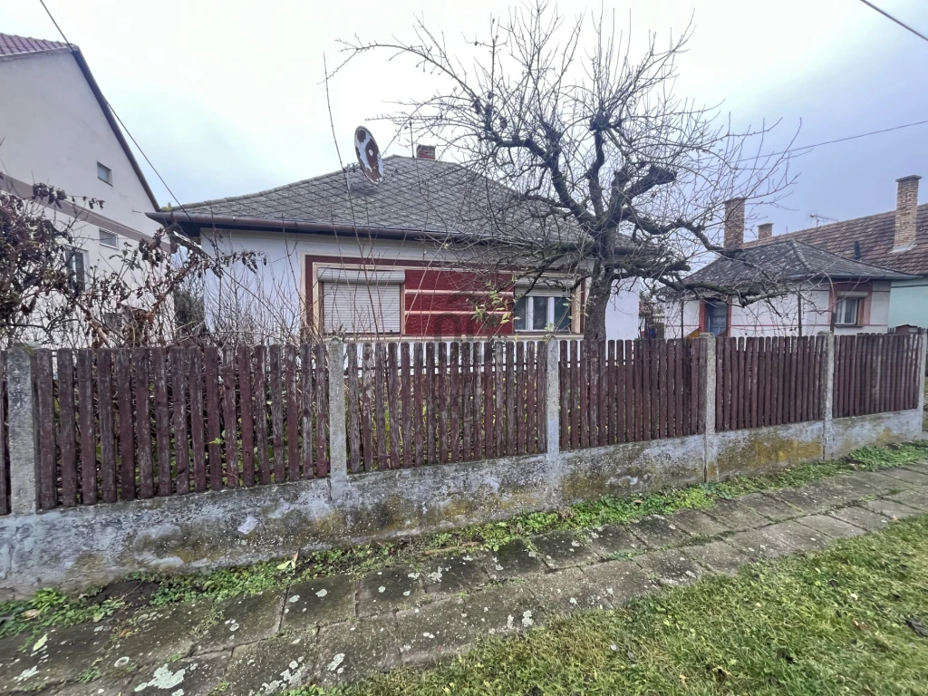 Eladó családi ház, Debrecen, Józsa