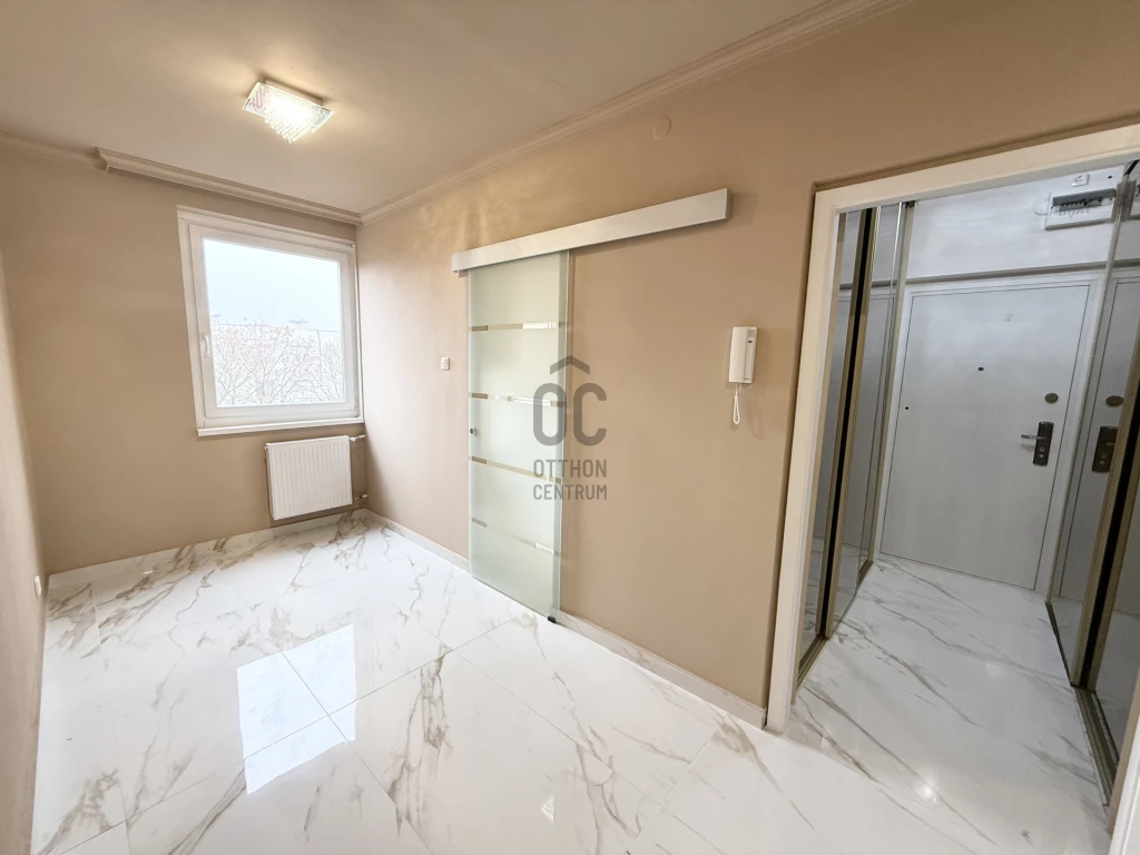 Eladó téglalakás, Debrecen, Vezér ltp.