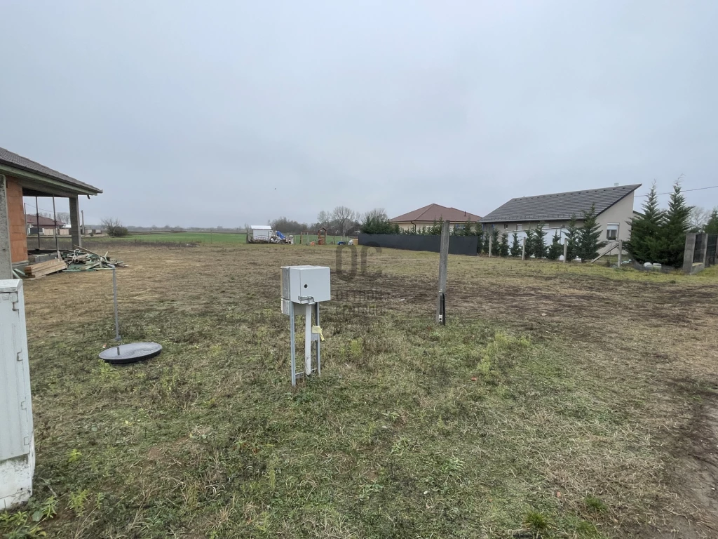 Eladó építési telek, Mikepércs, Mikepércs