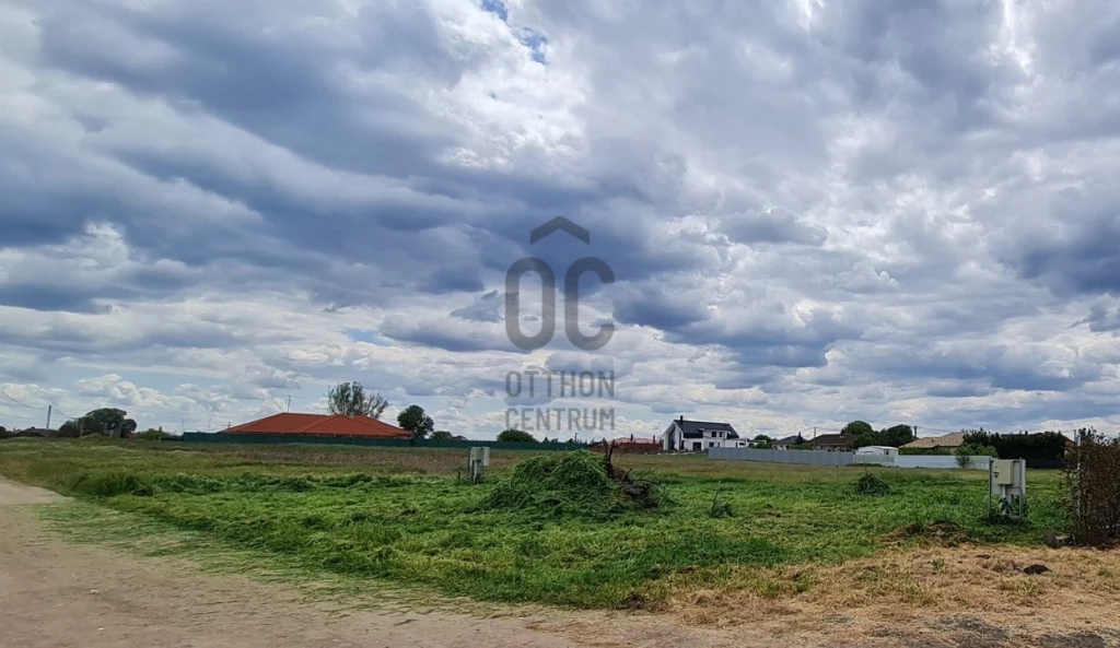 Eladó építési telek, Debrecen, Bánk