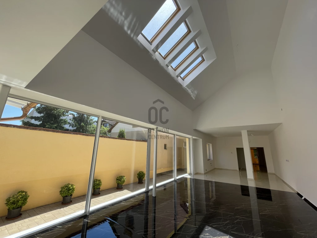 Eladó családi ház, Debrecen, Óváros