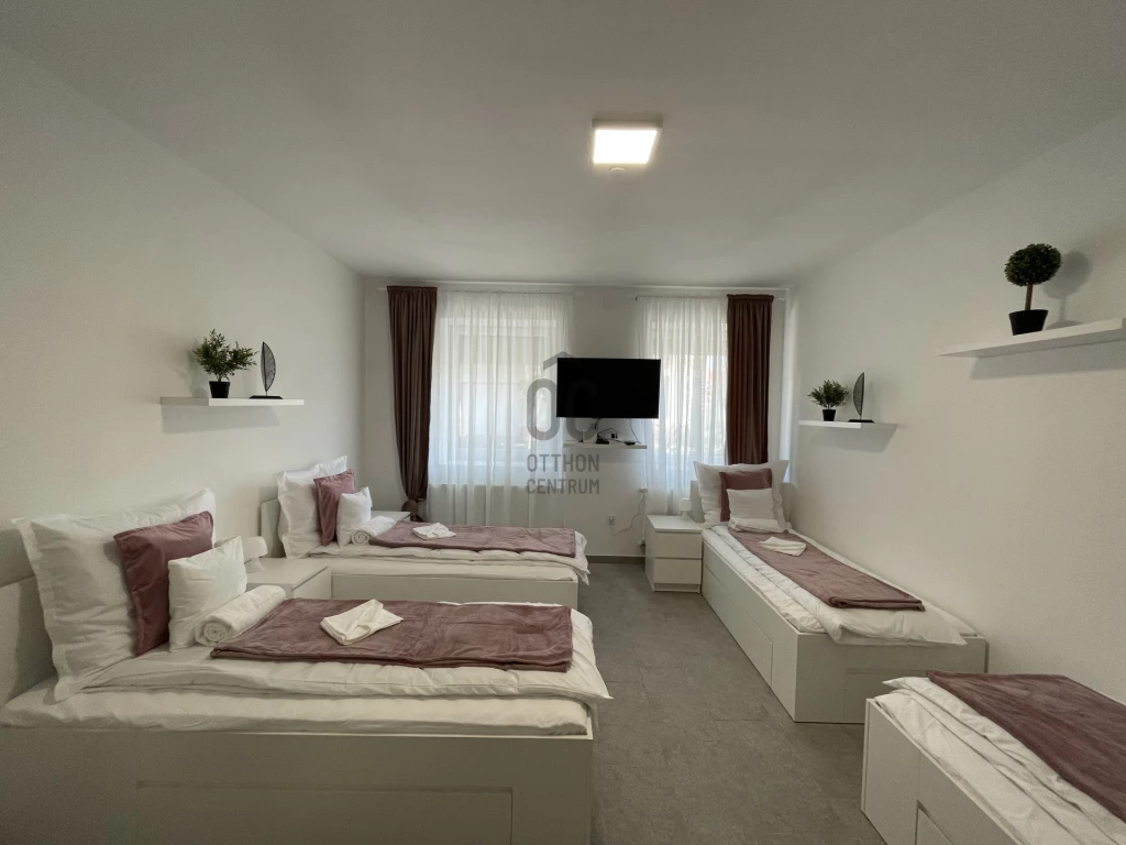 Eladó családi ház, Debrecen, Óváros