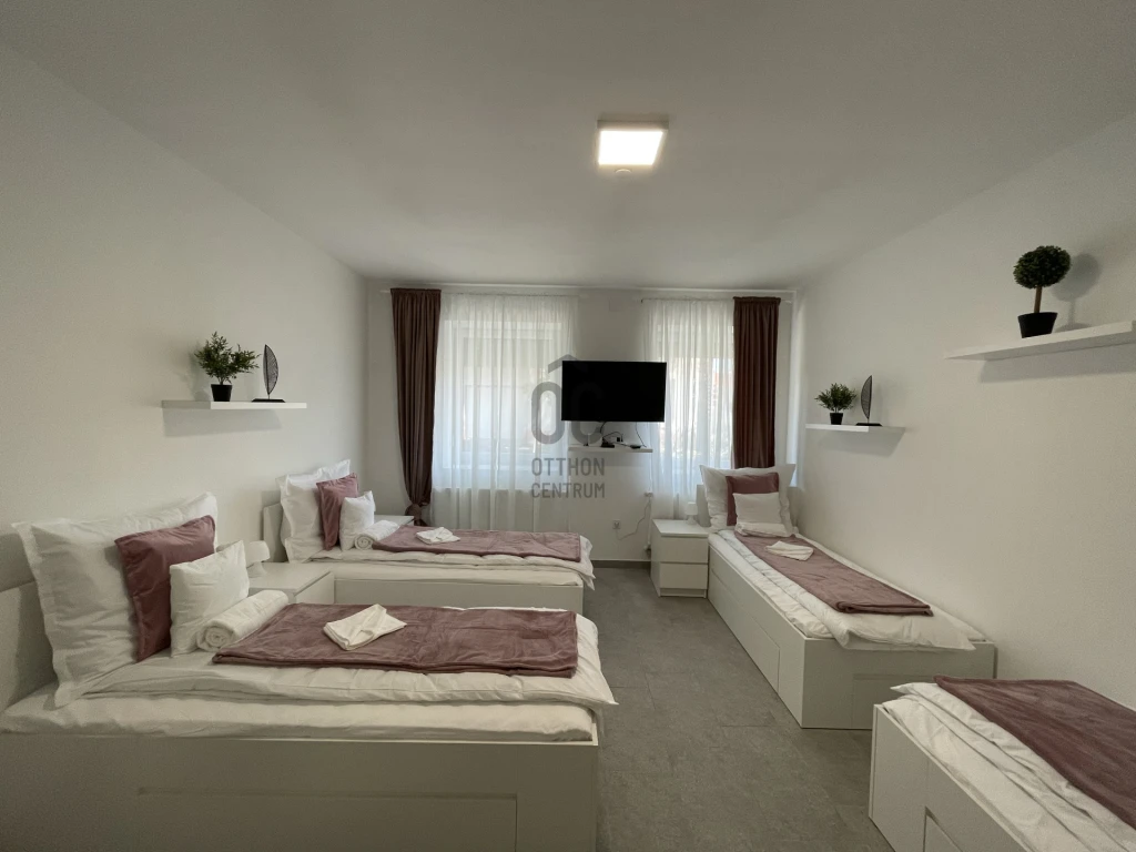 Eladó családi ház, Debrecen, Óváros