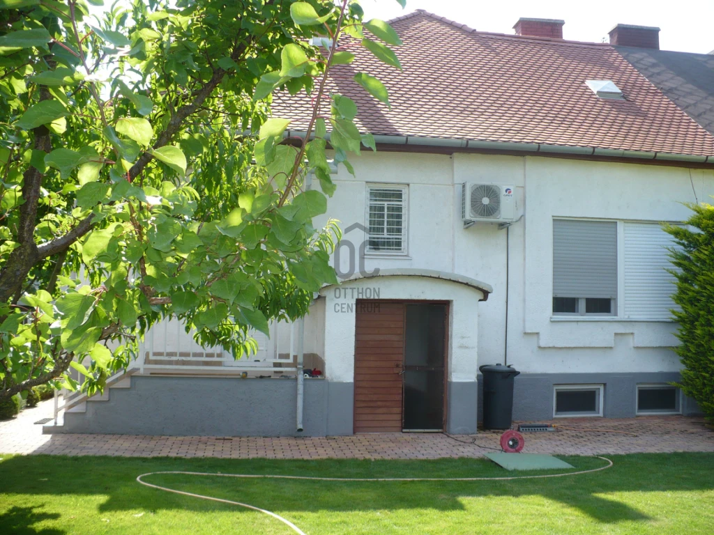 Eladó családi ház, Debrecen, Nagyerdő
