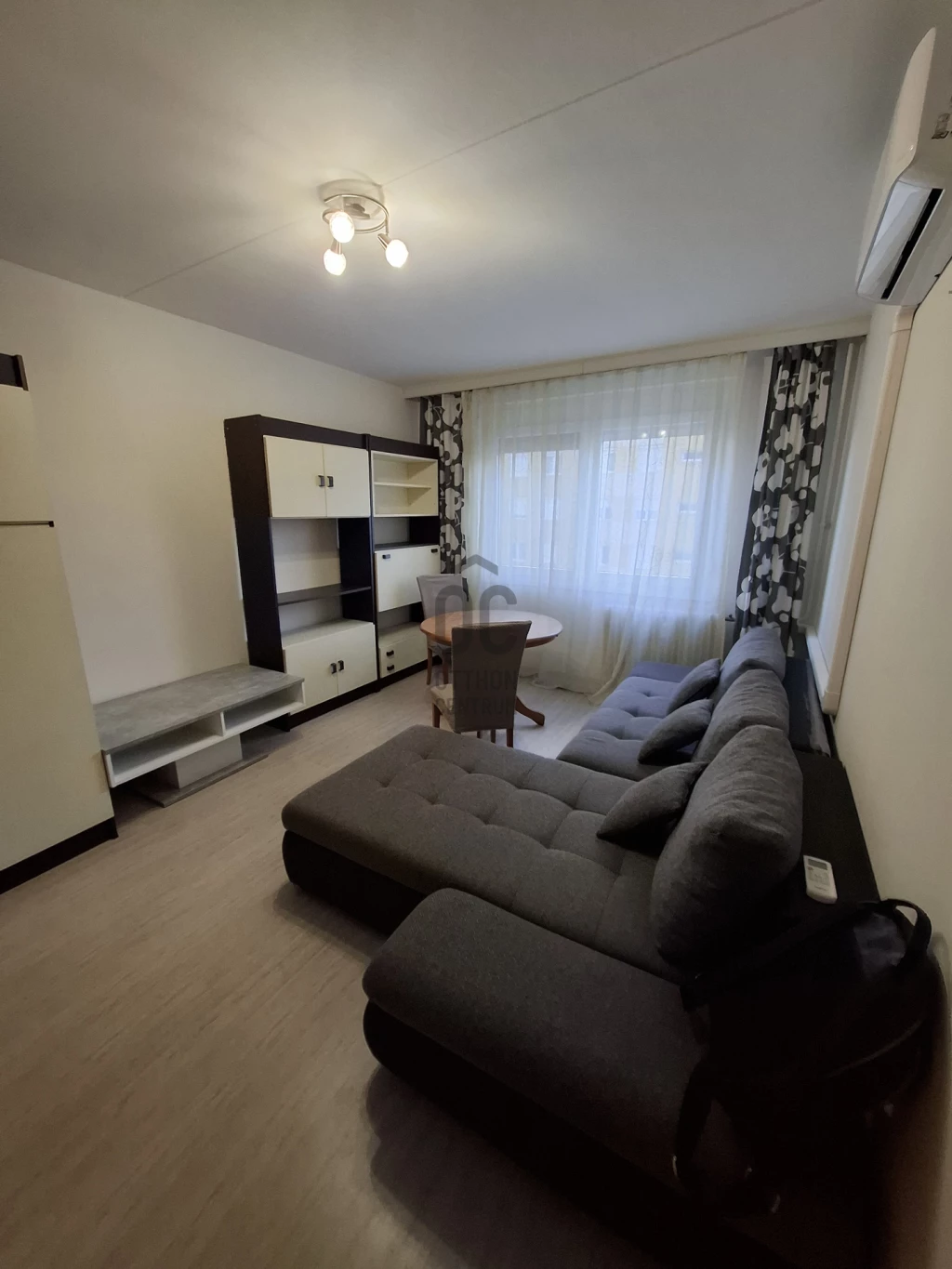 Eladó panellakás, Debrecen, Vénkert