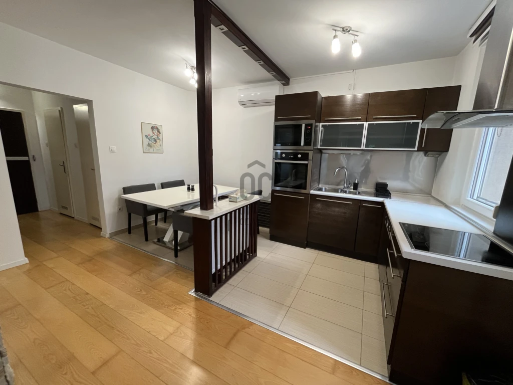 c3-2-name c2-20-name, Debrecen, Újkert