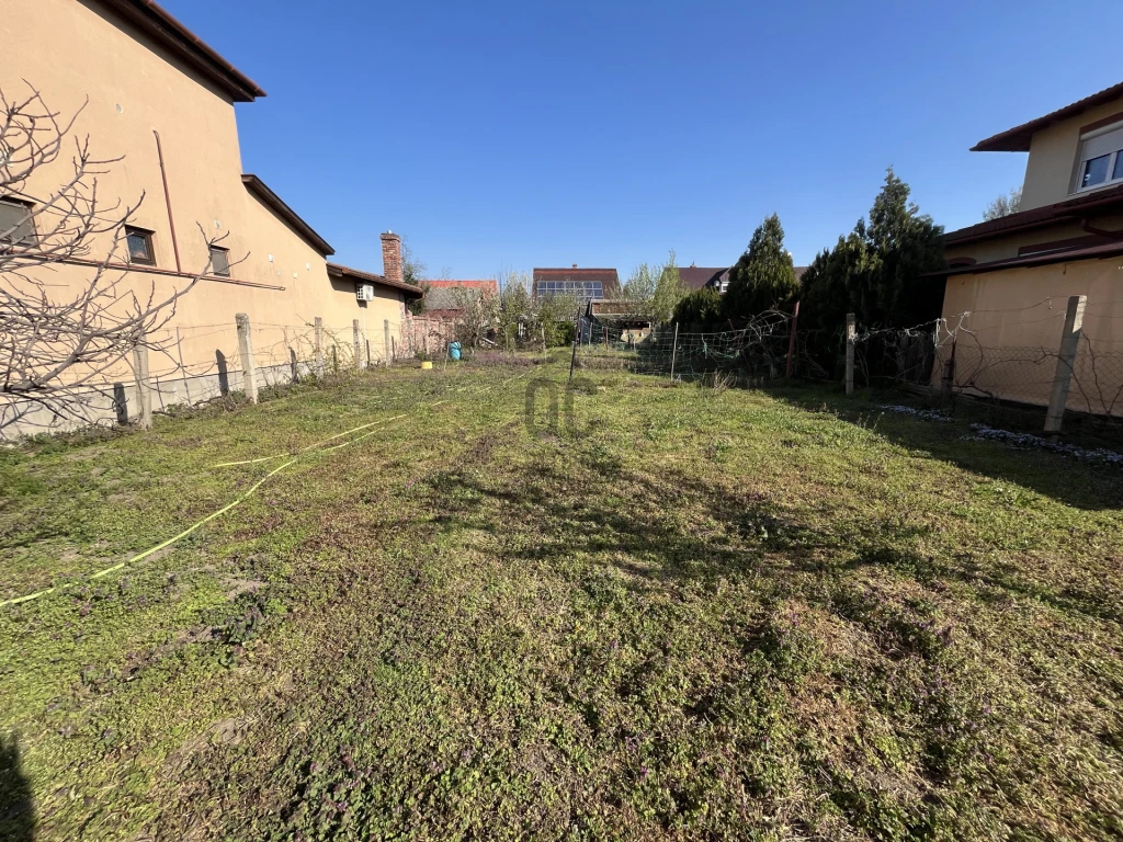 Eladó építési telek, Debrecen, Lencztelep