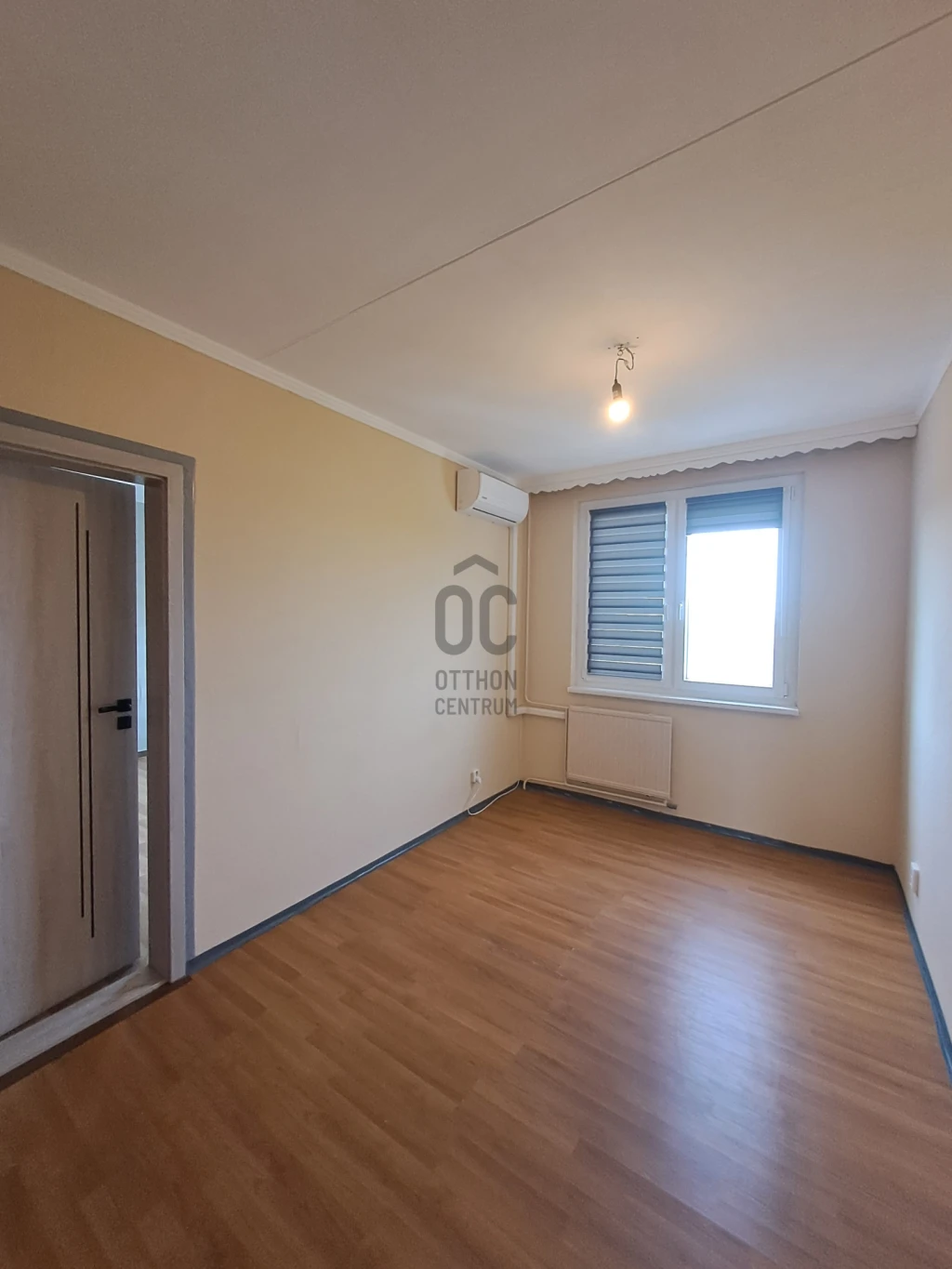 Eladó panellakás, Debrecen, Tócóskert