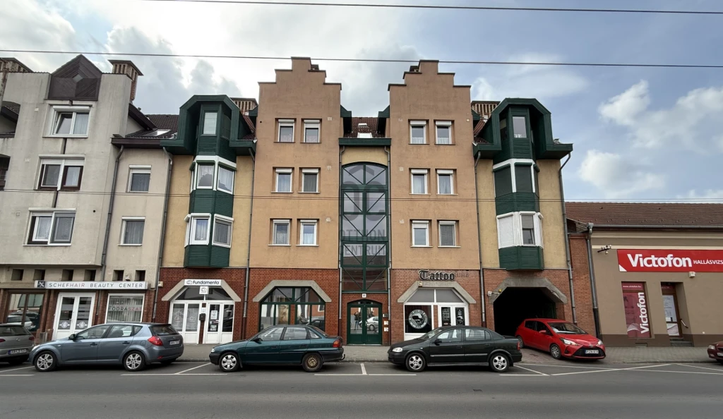 Eladó téglalakás, Debrecen, Belváros