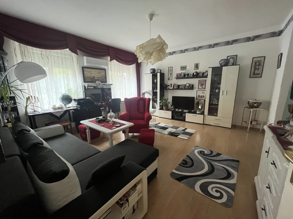 Eladó téglalakás, Debrecen, Nagyerdő