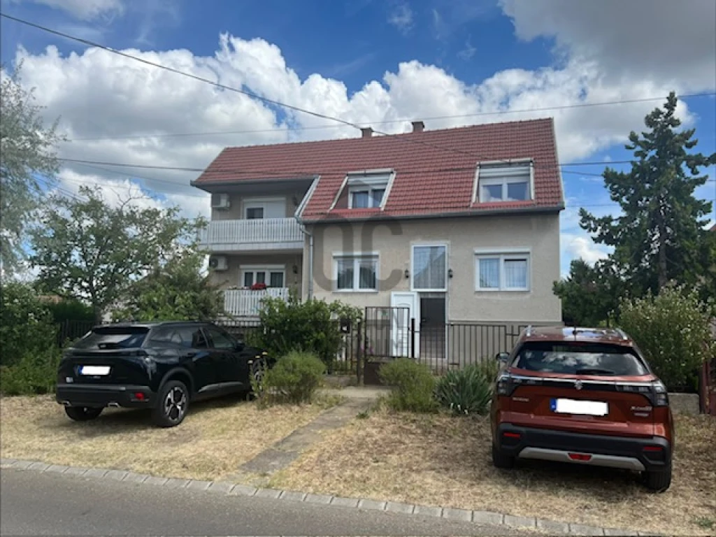 Eladó családi ház, Debrecen, Biharikert