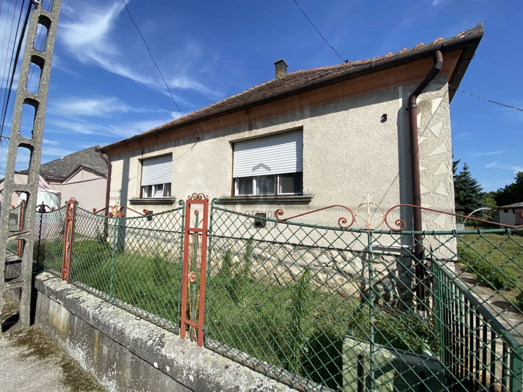 For sale house, Győr, Ménfőcsanak