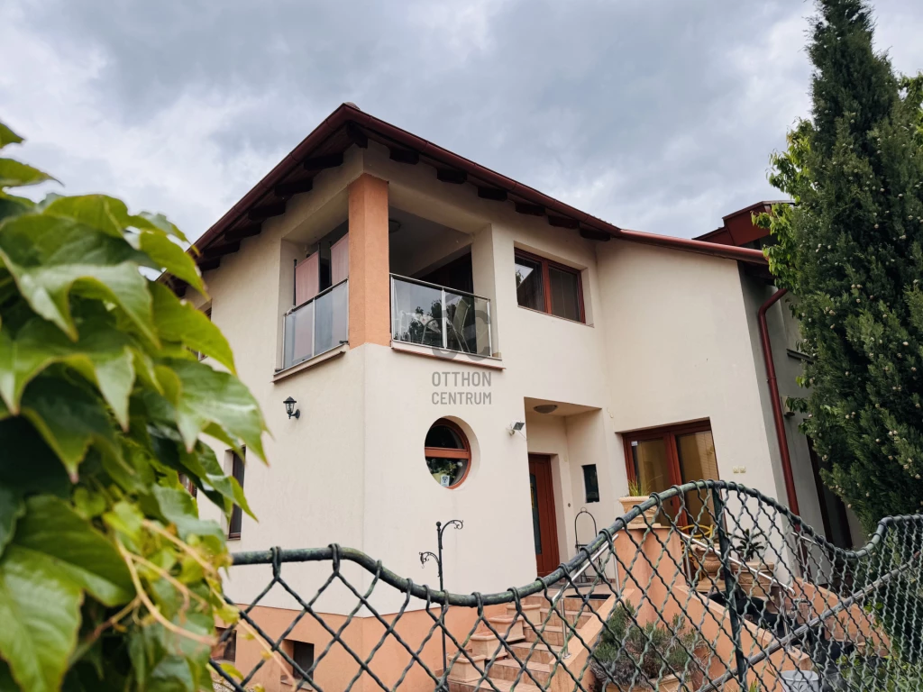 Eladó családi ház, Győr, Nádorváros