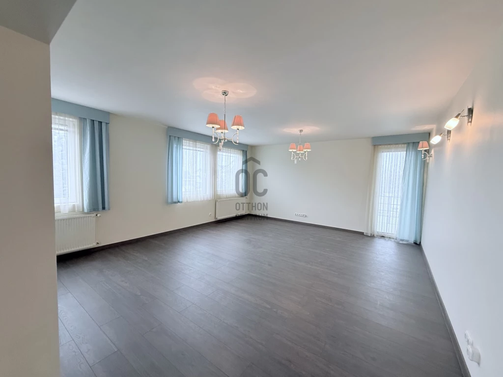 c3-1-name c2-19-name, Győr, Győrszabadhegy