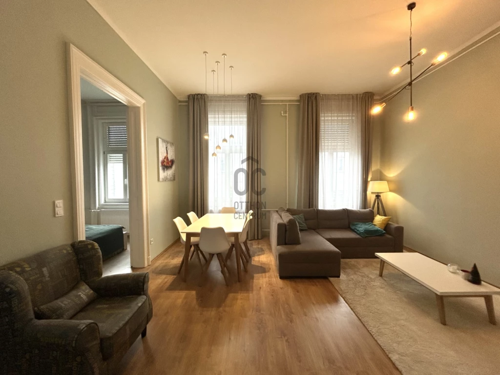 Eladó téglalakás, Győr, Győr-Belváros