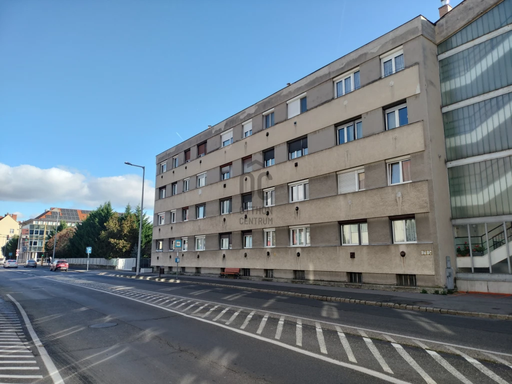 c3-1-name c2-19-name, Győr, Győr-Belváros