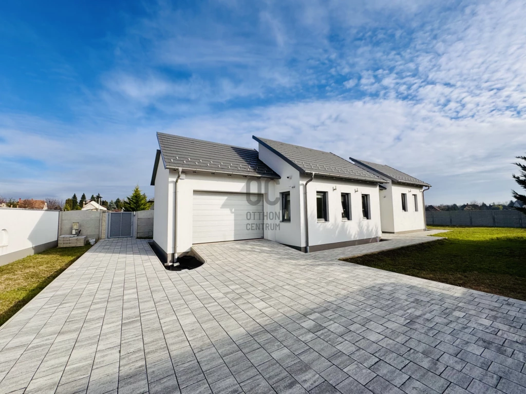 Eladó családi ház, Börcs, Börcs