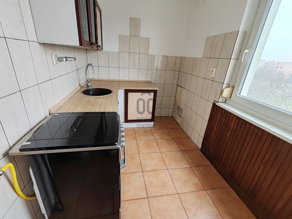 c3-1-name c2-20-name, Győr, Győrszabadhegy