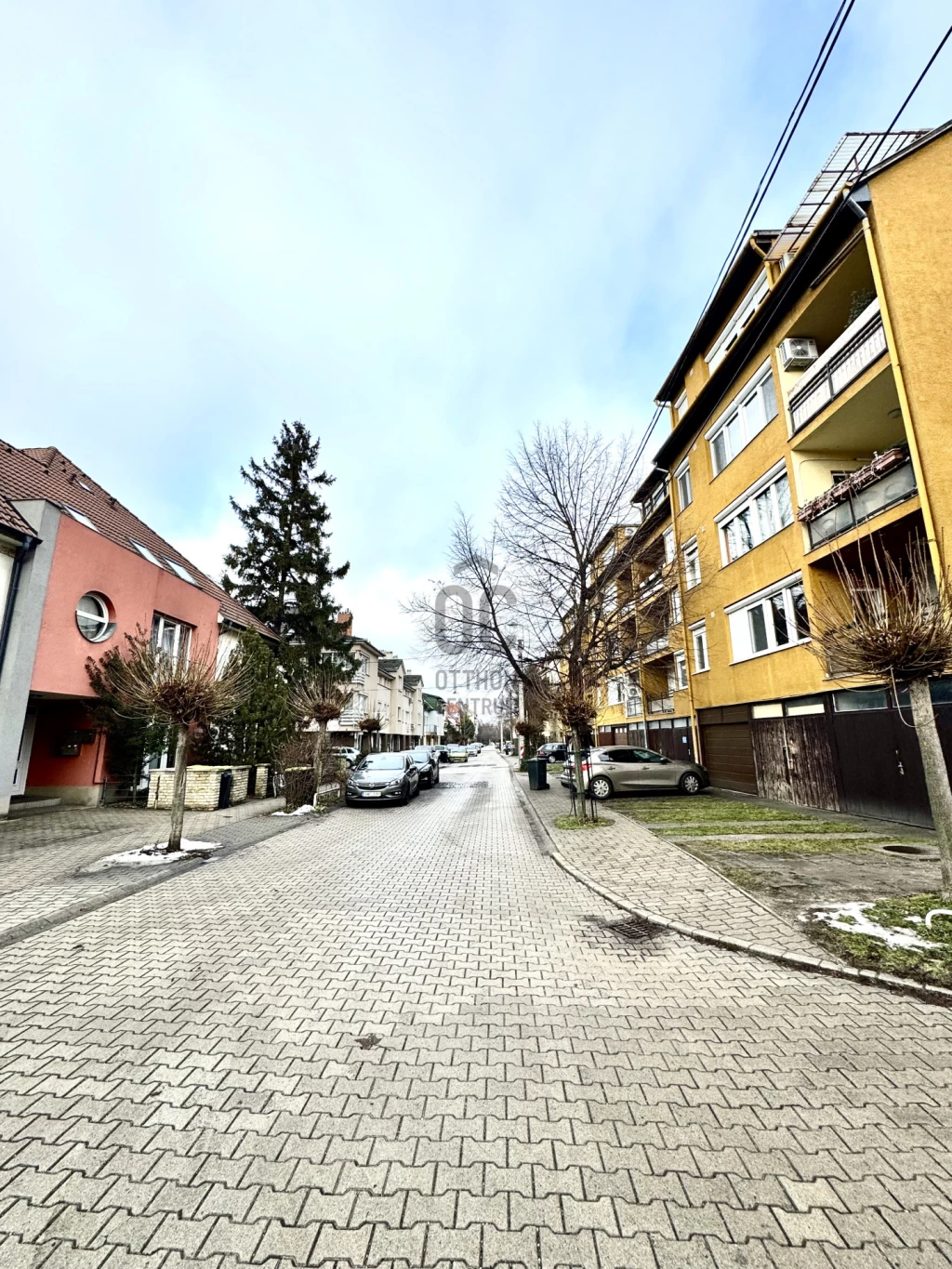 c3-1-name c2-19-name, Győr, Nádorváros