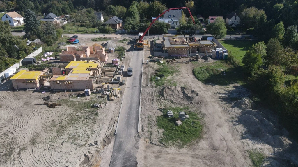 Eladó építési telek, Győr, Pinnyéd