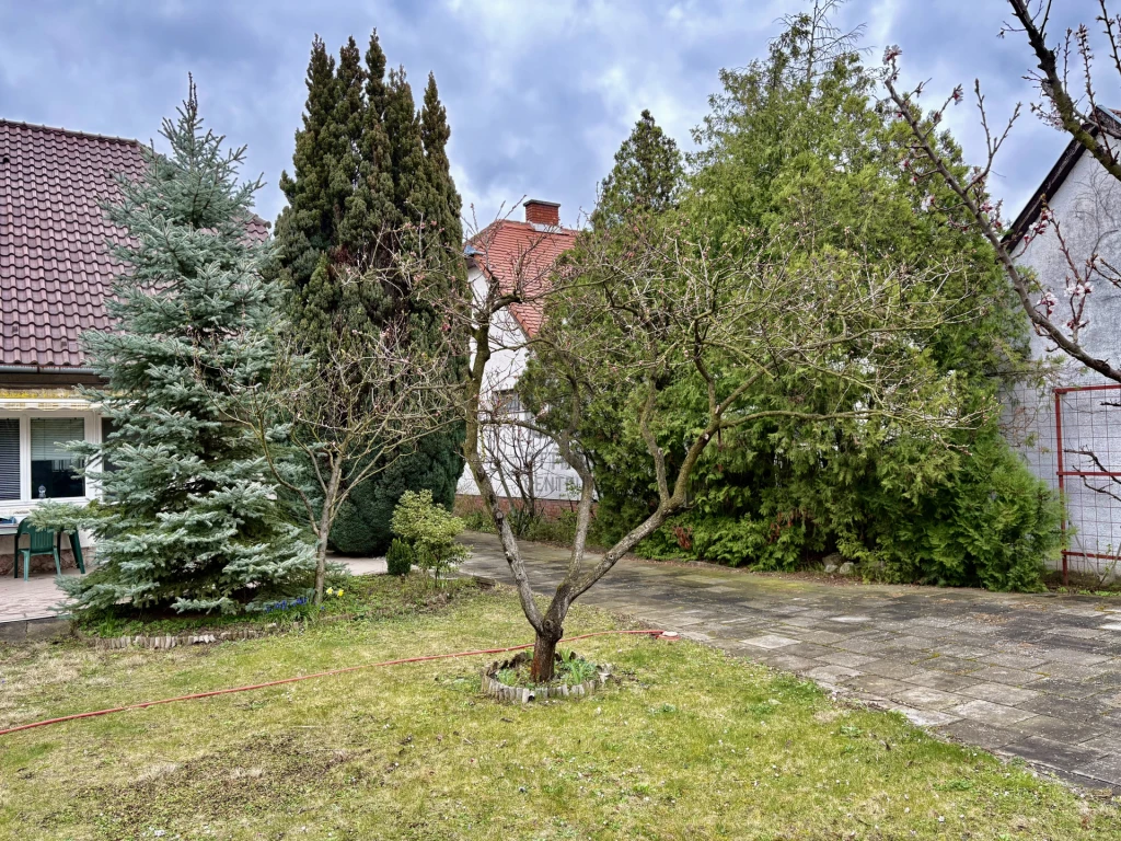 Eladó családi ház, Győr, Likócs